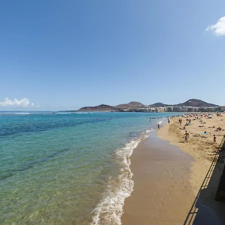 Palmas Near Canteras Apartment